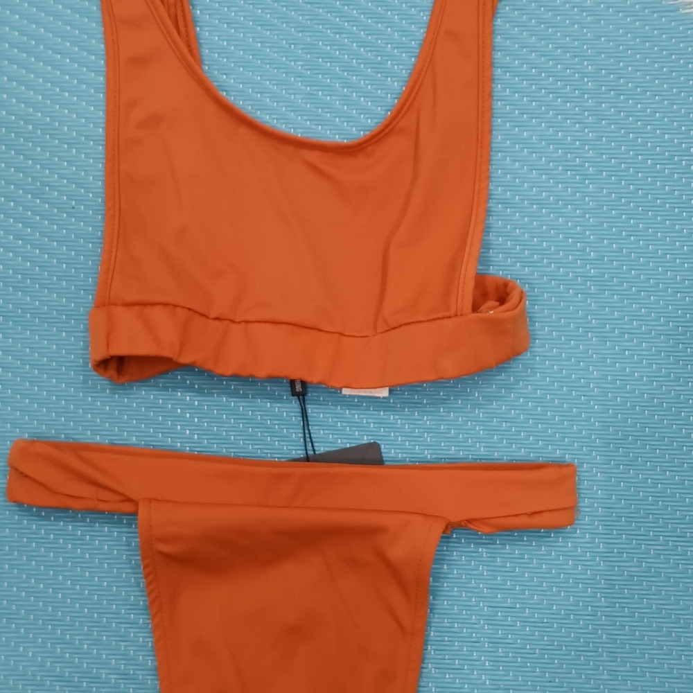 2 Pieces Bathing suit